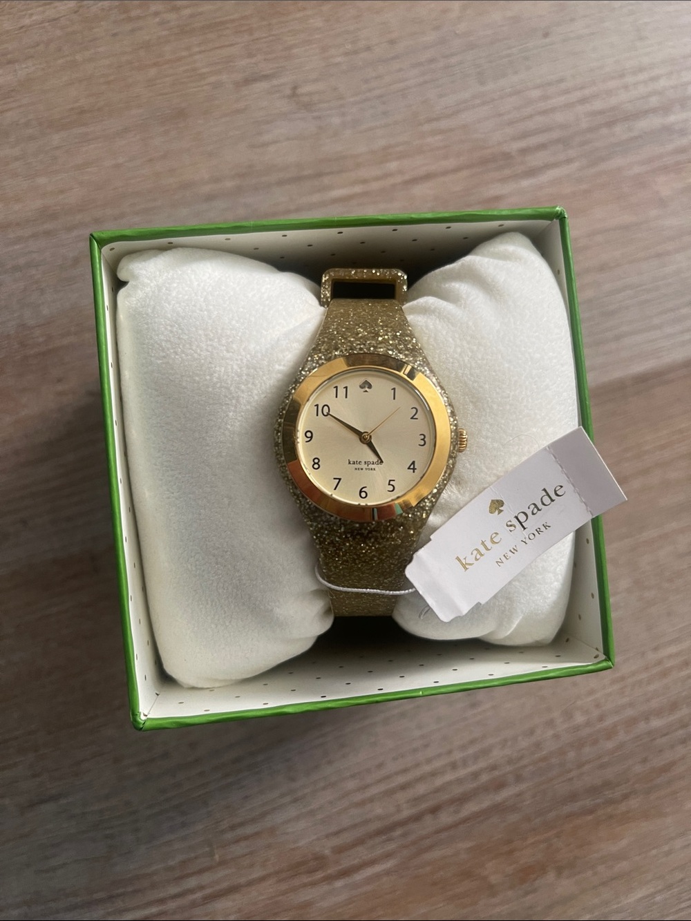 kate spade Gold Glitter Strap Round Dial Watch
